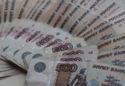В Астрахани очередной инспектор службы жилнадзора попалась на взятке