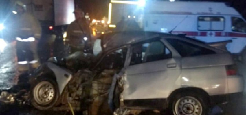 На трассе «Астрахань-Волгоград» в ДТП погибли трое На трассе «Астрахань-Волгоград» в ДТП погибли трое